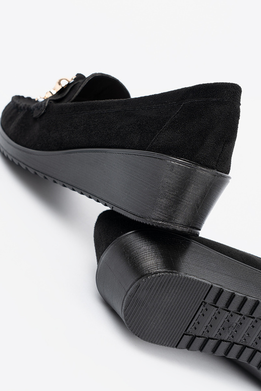 zInart van suède schoenen z ozdobnym misiem