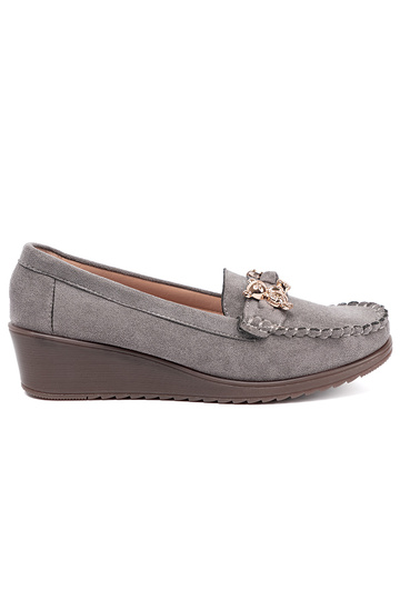 grijs schoenen met gouden details 2