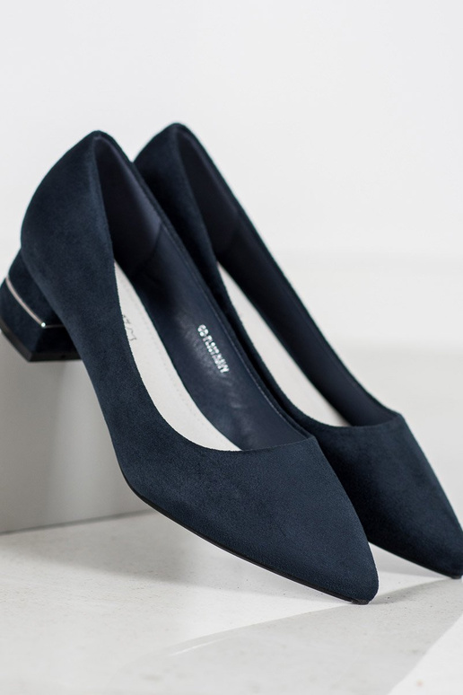 Schoenen met decoratieve streep blauIn