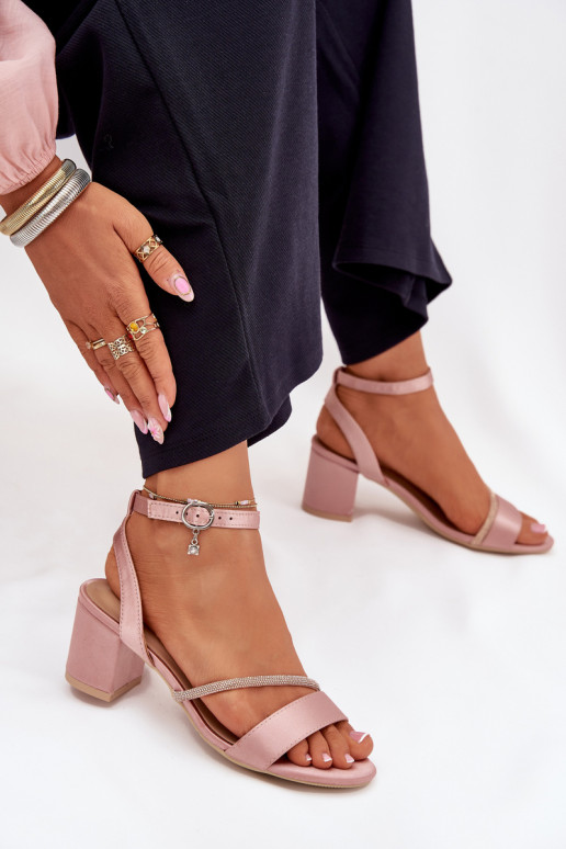 Roze vrouwelijke hoge hakken met glanzende details, Vinceza 20268