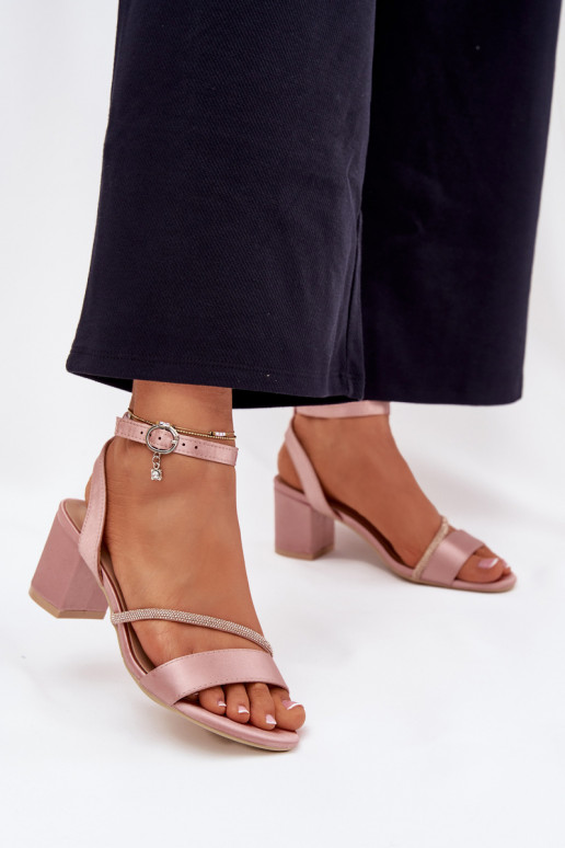 Roze vrouwelijke hoge hakken met glanzende details, Vinceza 20268