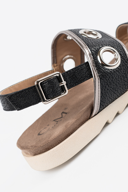 zInart sandalen z ozdobnymi metaloInymi kółkami