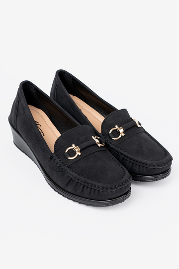 zInart schoenen op een Inig met decoratie