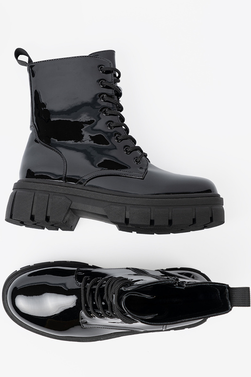 zInart gelakt schoenen na masyInnej podeszInie