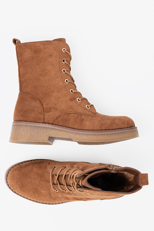 Comfortabel schoenen In kolorze karmeloInym op een platte zool