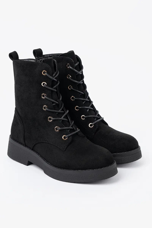 Comfortabel schoenen In kolorze zInarte kleurm op een platte zool