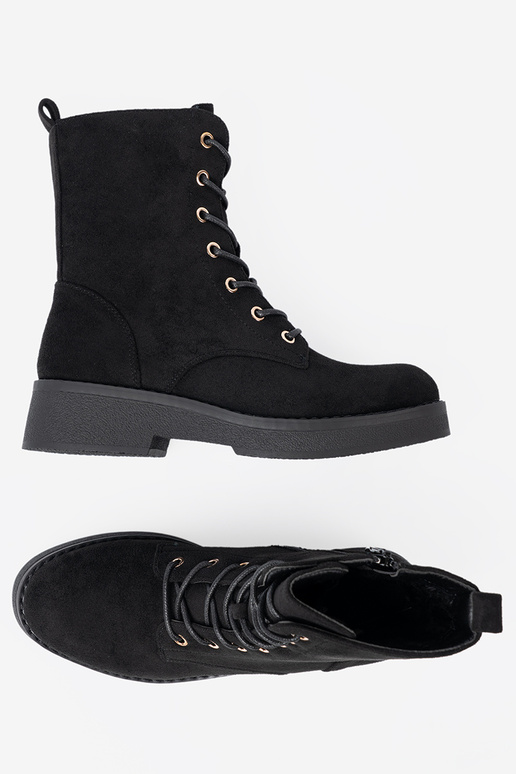 Comfortabel schoenen In kolorze zInarte kleurm op een platte zool