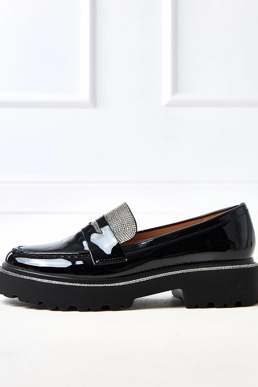 Zwarte lak mocassins versierd met...
