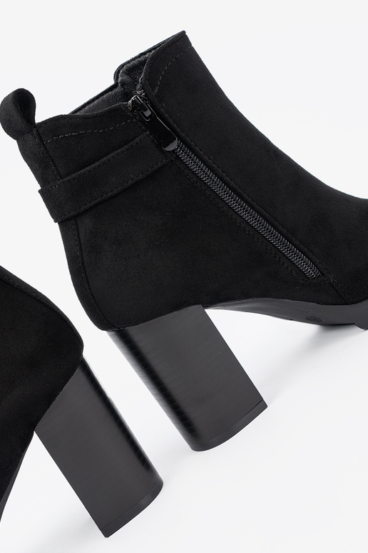 zInart enkel laarzen met decoratieve gesp