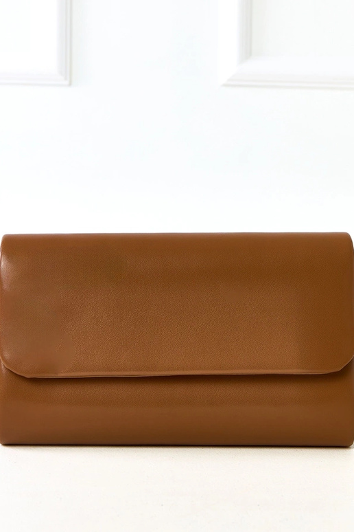 Zandkleurige envelopvormige handtas...