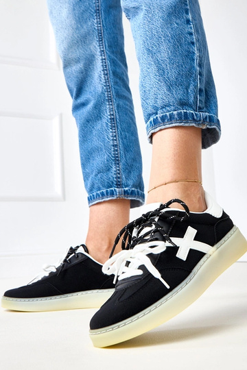 Zwarte sneakers op platform... 2