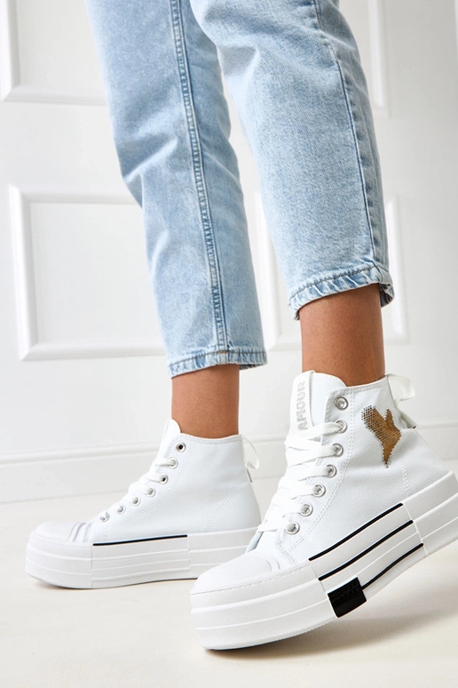 Witte hoge sportschoenen met plateau... Witte hoge sportschoenen met plateau...