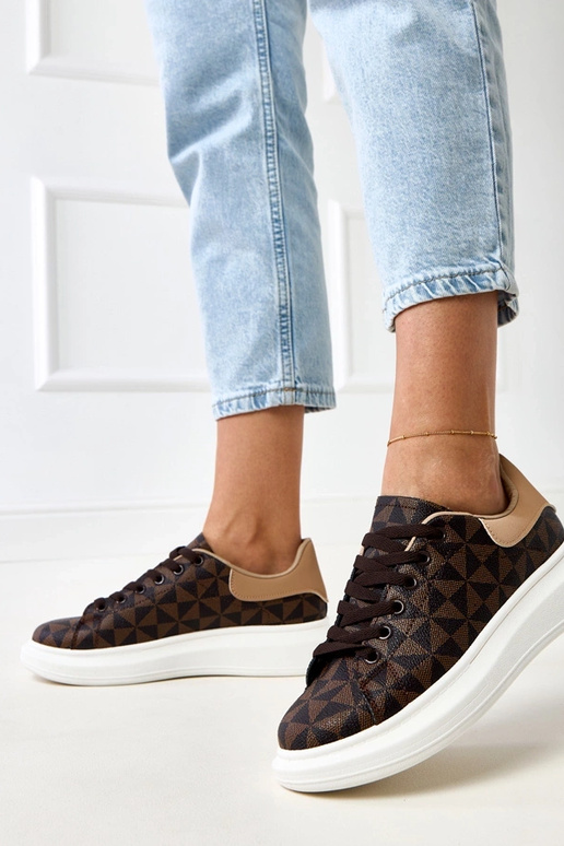 Bruine sneakers met platform en... Bruine sneakers met platform en...