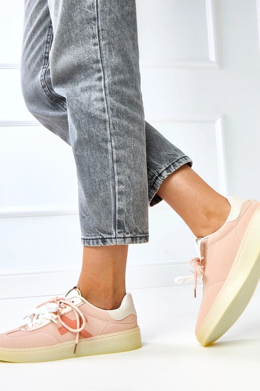 Roze sneakers op een platform "Eriksen" Roze sneakers op een platform "Eriksen"