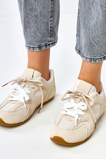 Beige sportieve schoenen met dubbele veters Casey 2