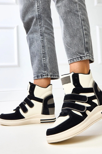 Hoge zwart-witte sneakers met verborgen platform Ashni 2