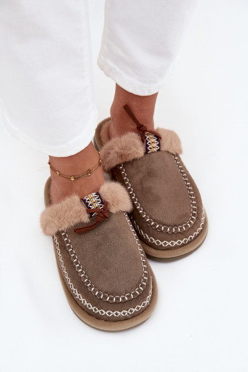 Dames pantoffels met vacht en borduursel, groen Perivelle