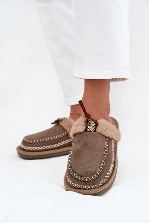 Slippers Dames met bont I Haftem groene kleur Perivelle Slippers Dames met bont I Haftem groene kleur Perivelle