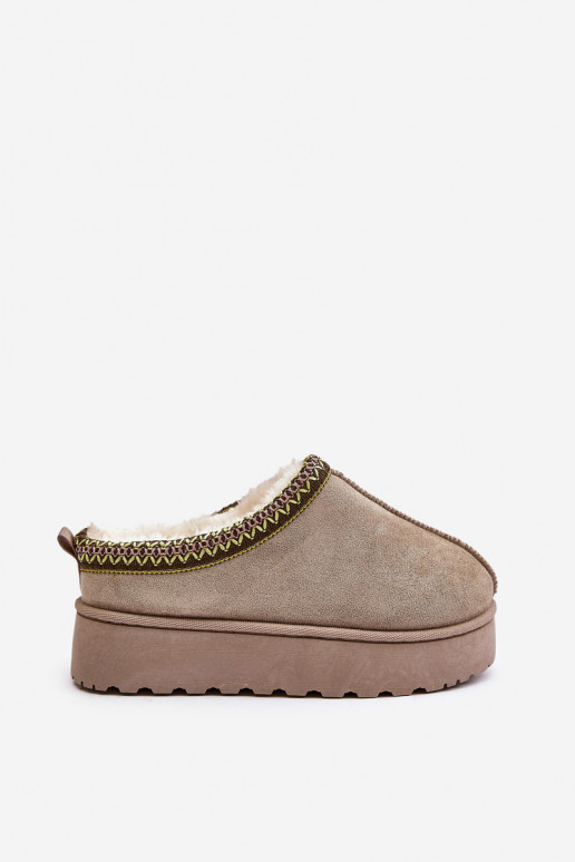 SneeuIn laarzen Dames met platform opInarmen met bont erin groene kleur Remenia SneeuIn laarzen Dames met platform opInarmen met bont erin groene kleur Remenia