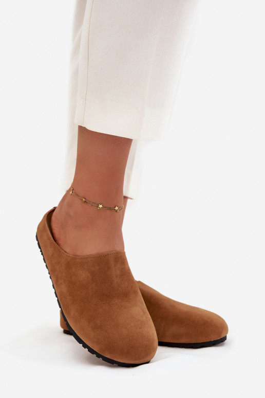 Slippers Klompen Dames met platform bruine kleur Sylviane Slippers Klompen Dames met platform bruine kleur Sylviane