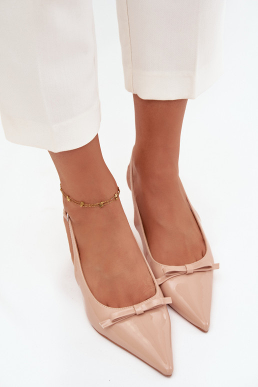 met lakeffect Schoenen met dunne hakken met linten Nude Olvena met lakeffect Schoenen met dunne hakken met linten Nude Olvena