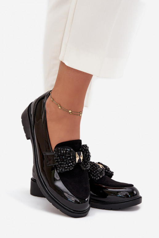 Gelakte mocassins Dames met strikjes S.Barski HY51-319 Zwarte kleur Gelakte mocassins Dames met strikjes S.Barski HY51-319 Zwarte kleur