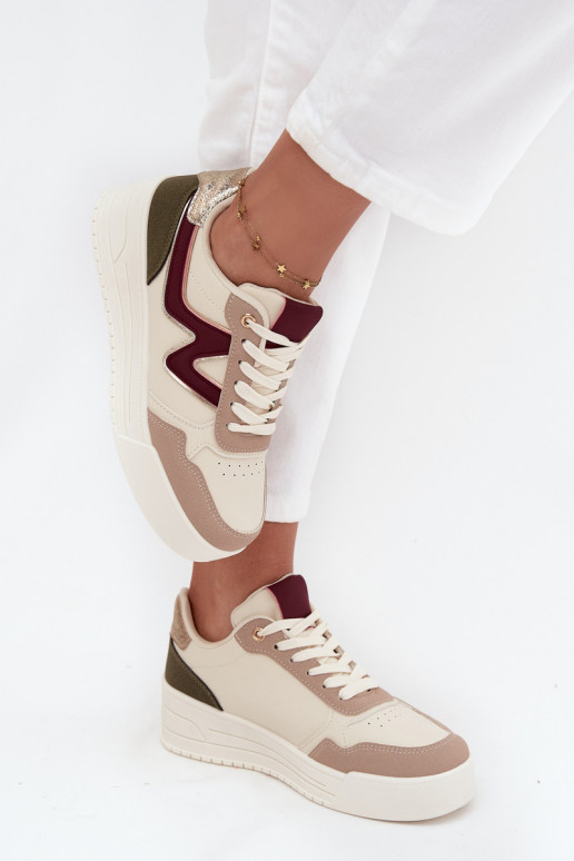 Sneakers model schoenen Dames met platform met gouden details beige Zalvra Sneakers model schoenen Dames met platform met gouden details beige Zalvra