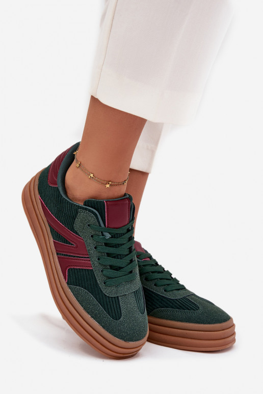 Flueel Sneakers model schoenen Dames met platform groene kleur Skye Flueel Sneakers model schoenen Dames met platform groene kleur Skye