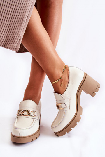 Leren schoenen met hakken en gouden details Lemar Mikeyla ivoor 2