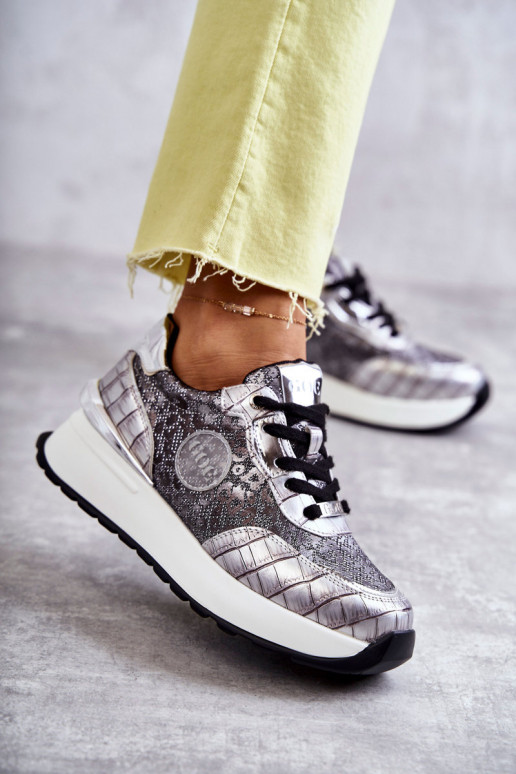 Dames sportschoenen Op de INig GOE KK2N4083 zilvere kleur Dames sportschoenen Op de INig GOE KK2N4083 zilvere kleur