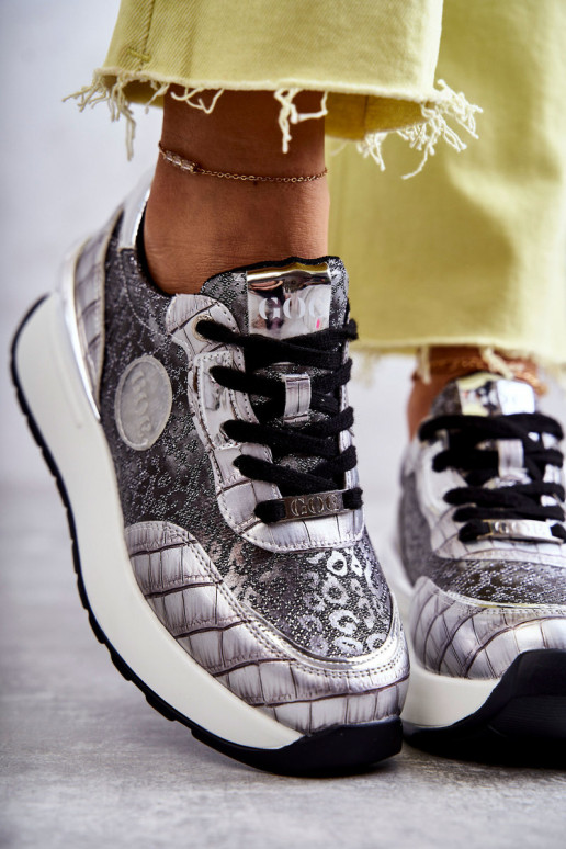 Dames sportschoenen Op de INig GOE KK2N4083 zilvere kleur Dames sportschoenen Op de INig GOE KK2N4083 zilvere kleur