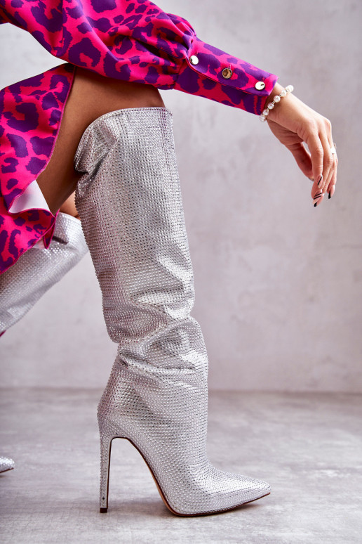 In de mode laarzen met dunne hakken met sprankelende gaten zilvere kleur Lovisa