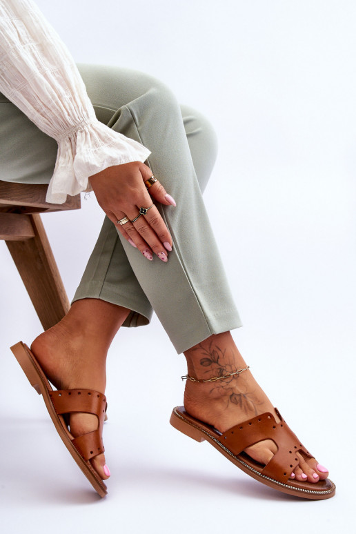 Zazoo 40326 Dames Slippers Met decoratieve uitsparingen bruine kleur Zazoo 40326 Dames Slippers Met decoratieve uitsparingen bruine kleur