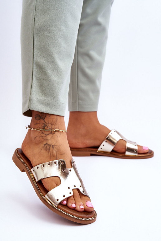 Zazoo 40326 Dames Slippers Met decoratieve uitsparingen gouden kleur Zazoo 40326 Dames Slippers Met decoratieve uitsparingen gouden kleur