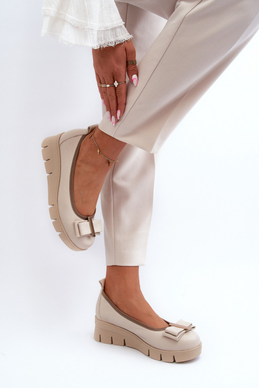 Ballerinas Leer met platform met ornamenten crème kleuren LeInski 3384 Ballerinas Leer met platform met ornamenten crème kleuren LeInski 3384