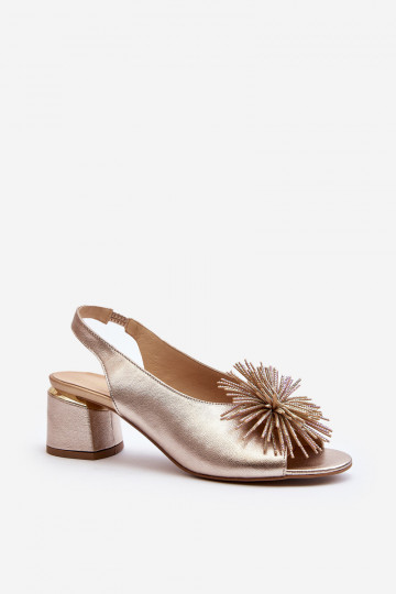 Vrouwen sandalen met ornamenten Laura Messi 2719 gouden kleur