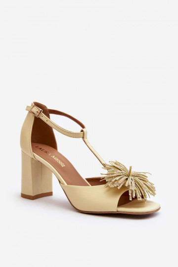 Leren sandalen met hakken en ornamenten Laura Messi 2758 zandkleur