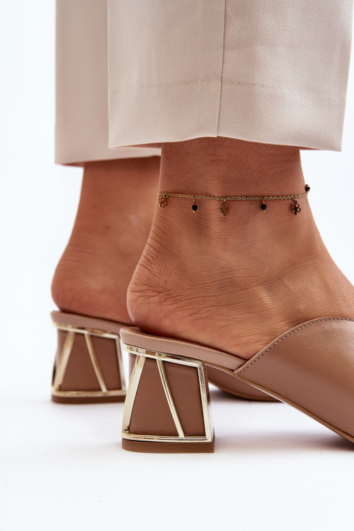 Elegante stijl Damespantoffels met hakken Laura Messi 2771 beige Elegante stijl Damespantoffels met hakken Laura Messi 2771 beige