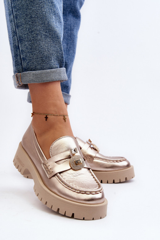 Leer schoenen Mocassins met ornamenten CheBello 4291 gouden kleur Leer schoenen Mocassins met ornamenten CheBello 4291 gouden kleur