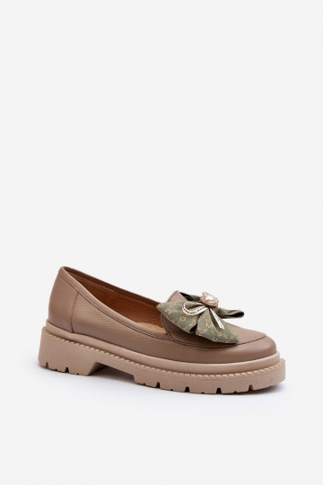 Dames leren mocassins met strikken Laura Messi 2787 zandkleur