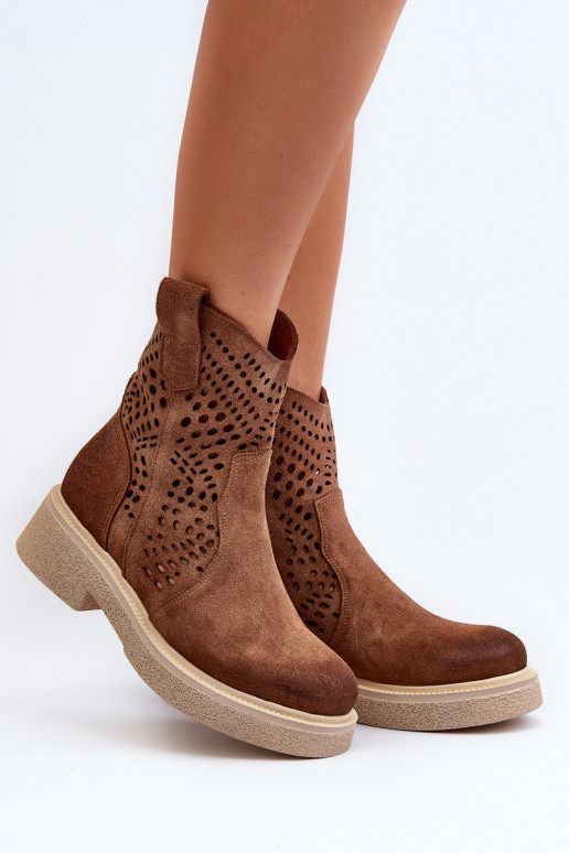 Zazoo 3470 Suede schoenen Dames met brede hakken met elementen van opengeInerkt bruine kleur Zazoo 3470 Suede schoenen Dames met brede hakken met elementen van opengeInerkt bruine kleur