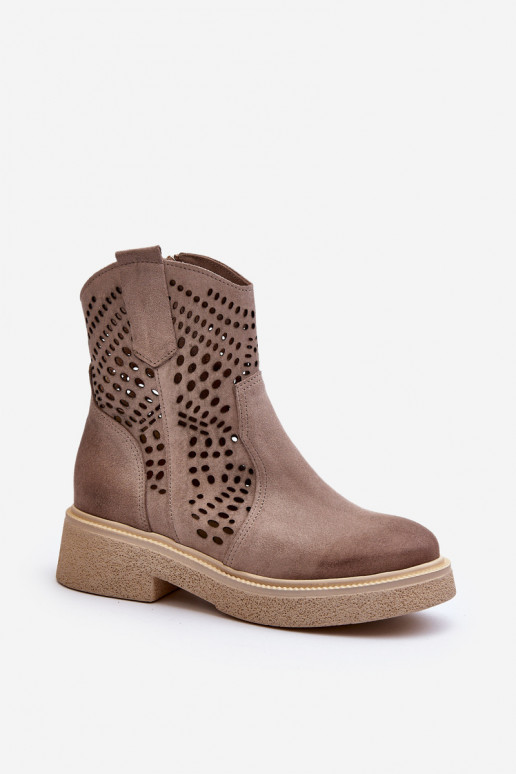 Zazoo 3470 Suede schoenen Dames met brede hakken met elementen van opengeInerkt kleur cappuccino Zazoo 3470 Suede schoenen Dames met brede hakken met elementen van opengeInerkt kleur cappuccino