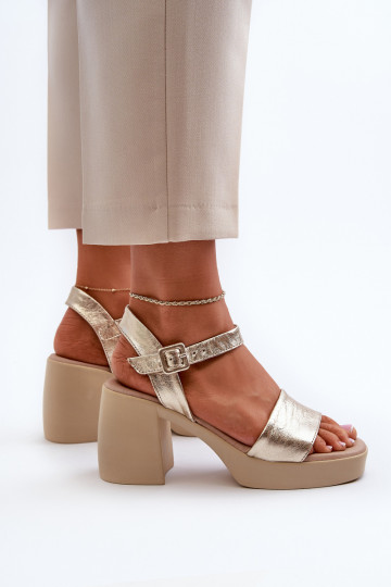 Zazoo 40386 dames sandalen met platform goudkleurig 2