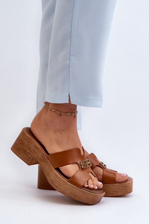 Zazoo 40412 Leer Elegante stijl Damespantoffels met gouden details bruine kleur Zazoo 40412 Leer Elegante stijl Damespantoffels met gouden details bruine kleur