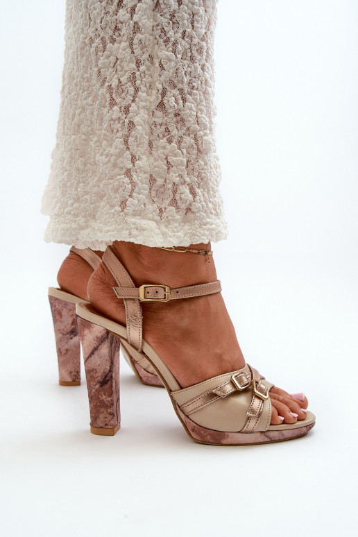 Leer Damessandalen met hoge hakken Het heeftciejka 06564-22 beige-gouden kleur Leer Damessandalen met hoge hakken Het heeftciejka 06564-22 beige-gouden kleur