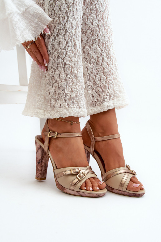 Leer Damessandalen met hoge hakken Het heeftciejka 06564-22 beige-gouden kleur Leer Damessandalen met hoge hakken Het heeftciejka 06564-22 beige-gouden kleur