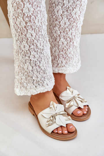 Slippers met ornamenten van natuurlijk leer Zazoo 3667 witte kleur