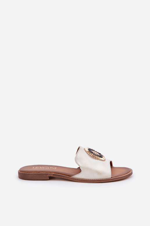 Leren pantoffels met ornamenten met brede hakken LeInski 3047/O gouden kleur Przecierany Leren pantoffels met ornamenten met brede hakken LeInski 3047/O gouden kleur Przecierany