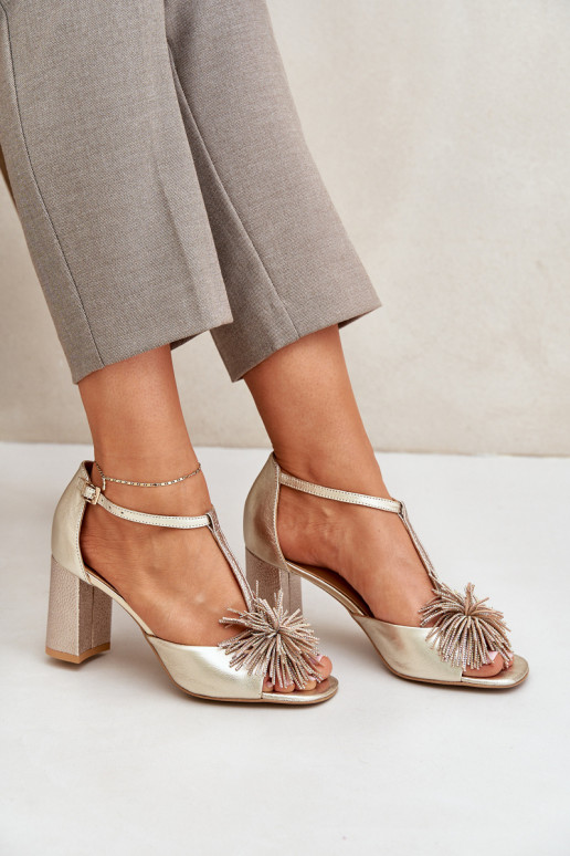 sandalen Leer met hakken met ornamenten Laura Messi 2758 gouden kleur sandalen Leer met hakken met ornamenten Laura Messi 2758 gouden kleur