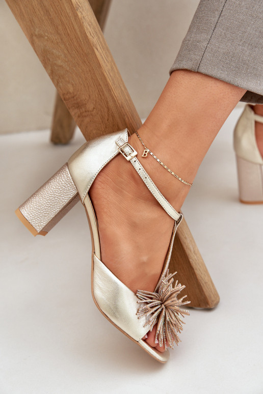 sandalen Leer met hakken met ornamenten Laura Messi 2758 gouden kleur sandalen Leer met hakken met ornamenten Laura Messi 2758 gouden kleur